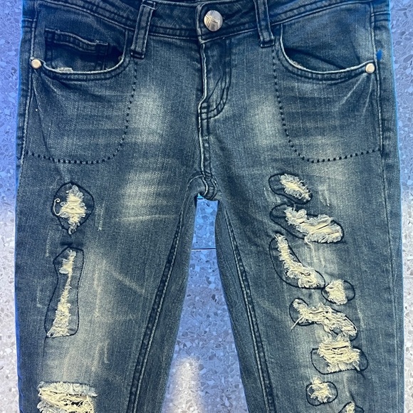 Almost Famous Blue Skinny Jeans with Fashionable Distressing - Picture 3 of 8